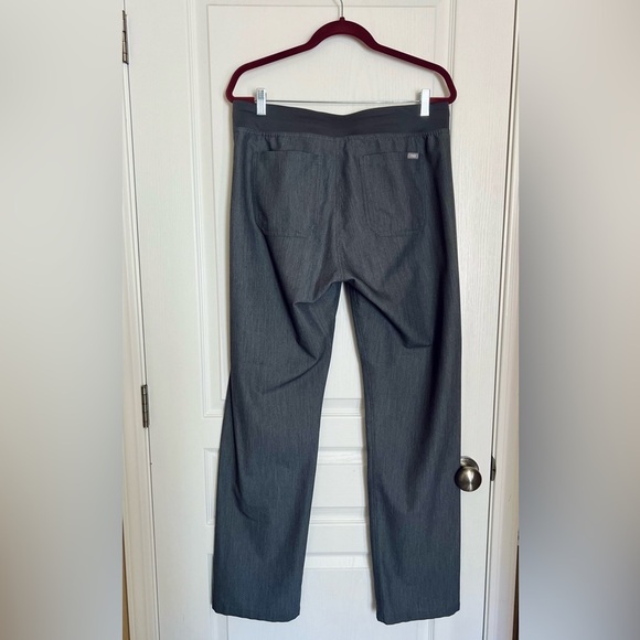 Figs Graphite Livingston Basic Scrub Pants - Picture 5 of 5